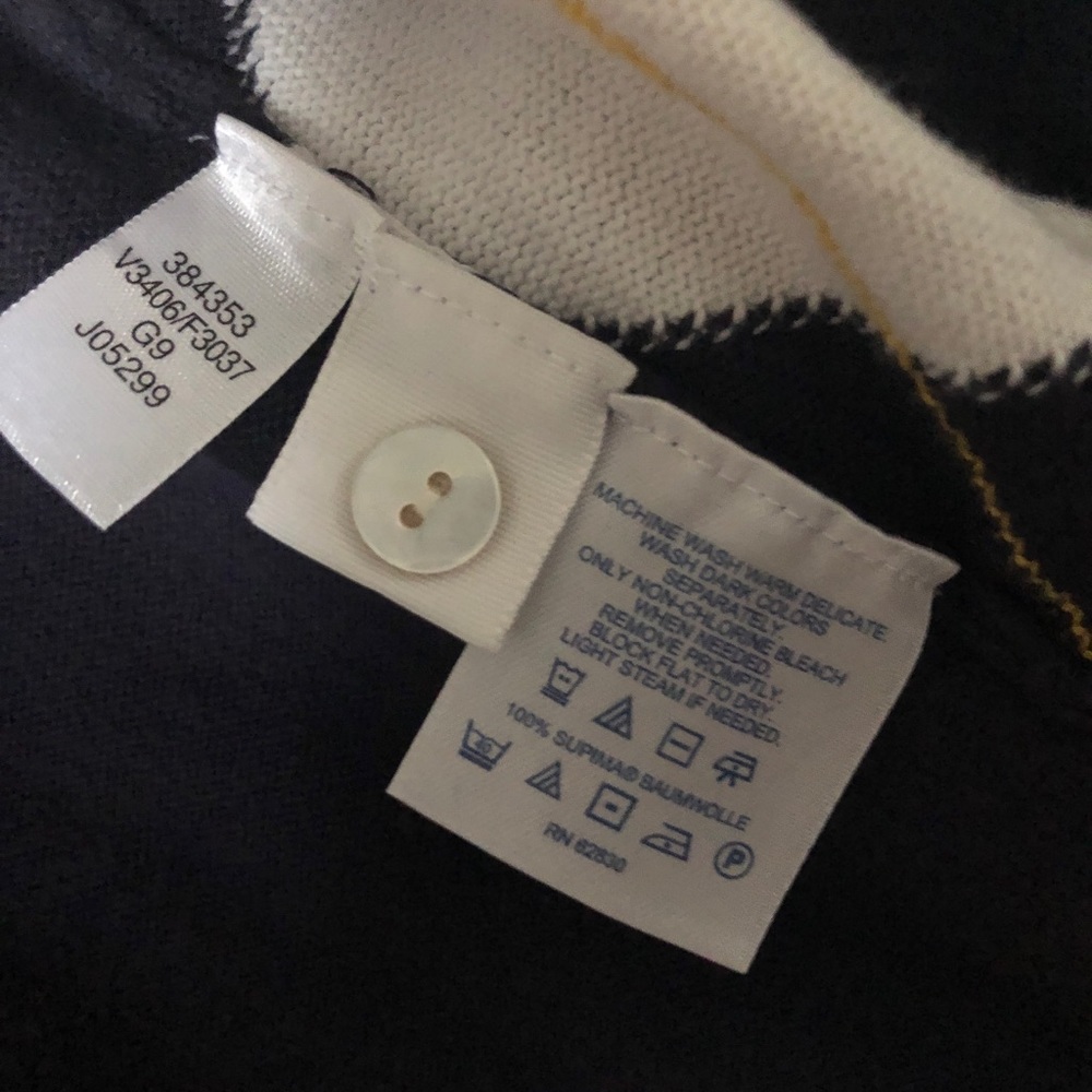 Land’s End Cardigan - Picture 3 of 4